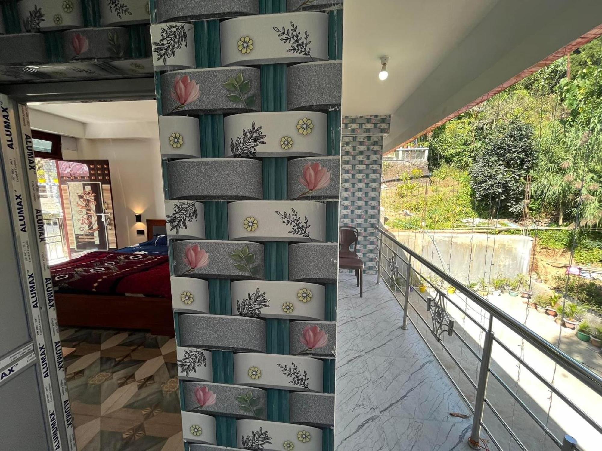 Pradhan Homestay Mirik - Homestay Beside Mirik Lake Ngoại thất bức ảnh