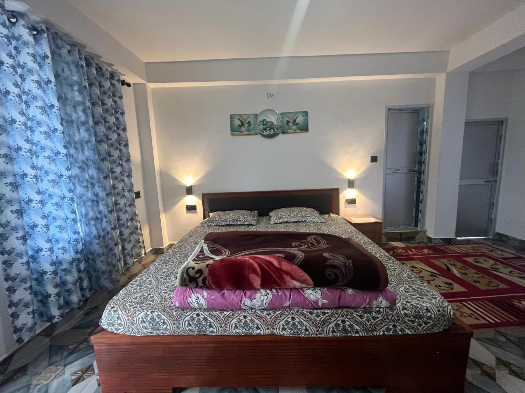 Pradhan Homestay Mirik - Homestay Beside Mirik Lake Ngoại thất bức ảnh