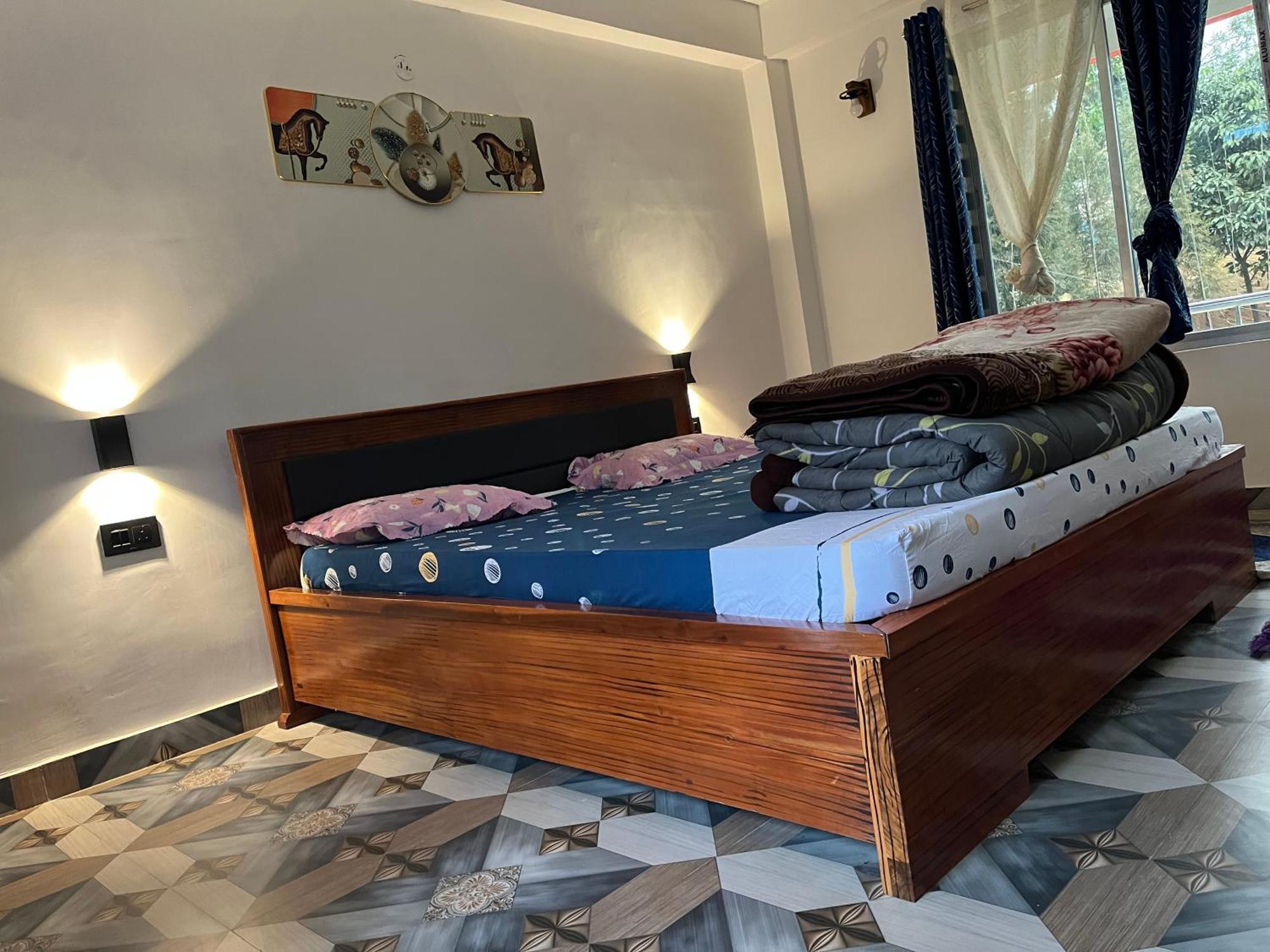 Pradhan Homestay Mirik - Homestay Beside Mirik Lake Ngoại thất bức ảnh